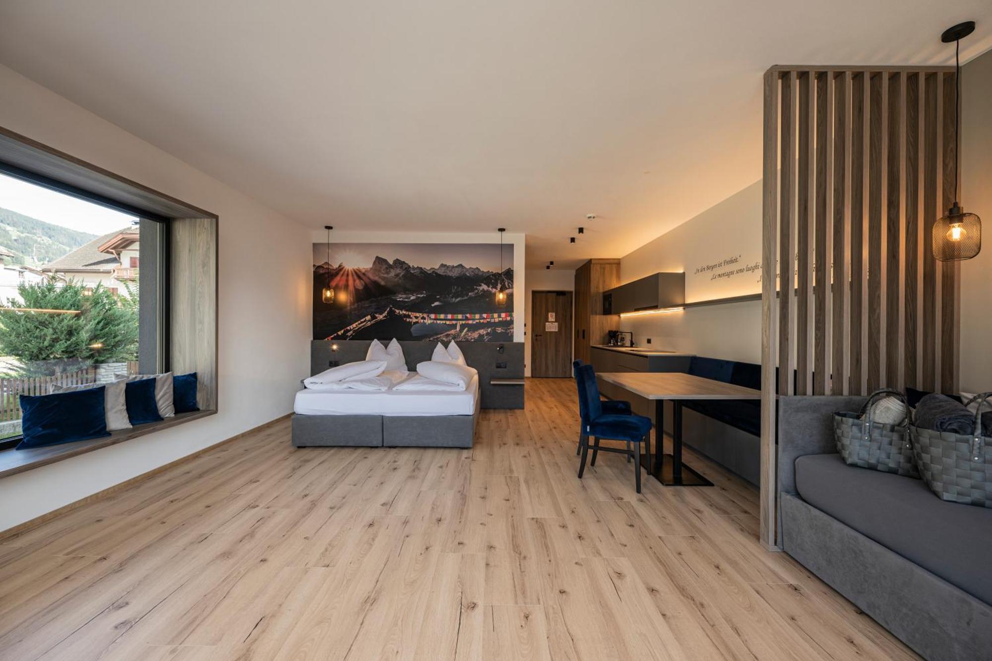 Montanaris Alpine - Active - Relax Hotel Villabassa Exterior photo
