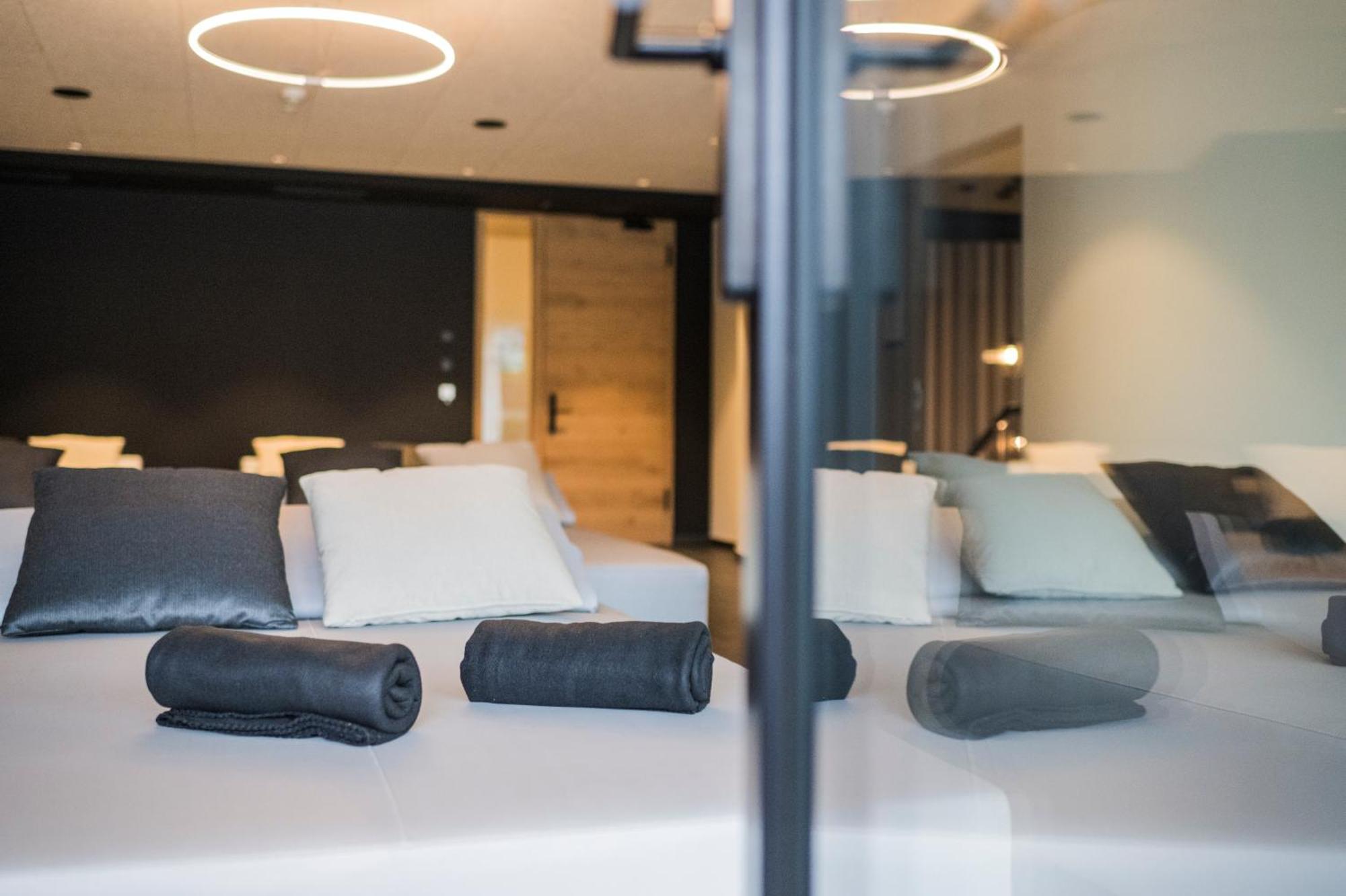 Montanaris Alpine - Active - Relax Hotel Villabassa Exterior photo