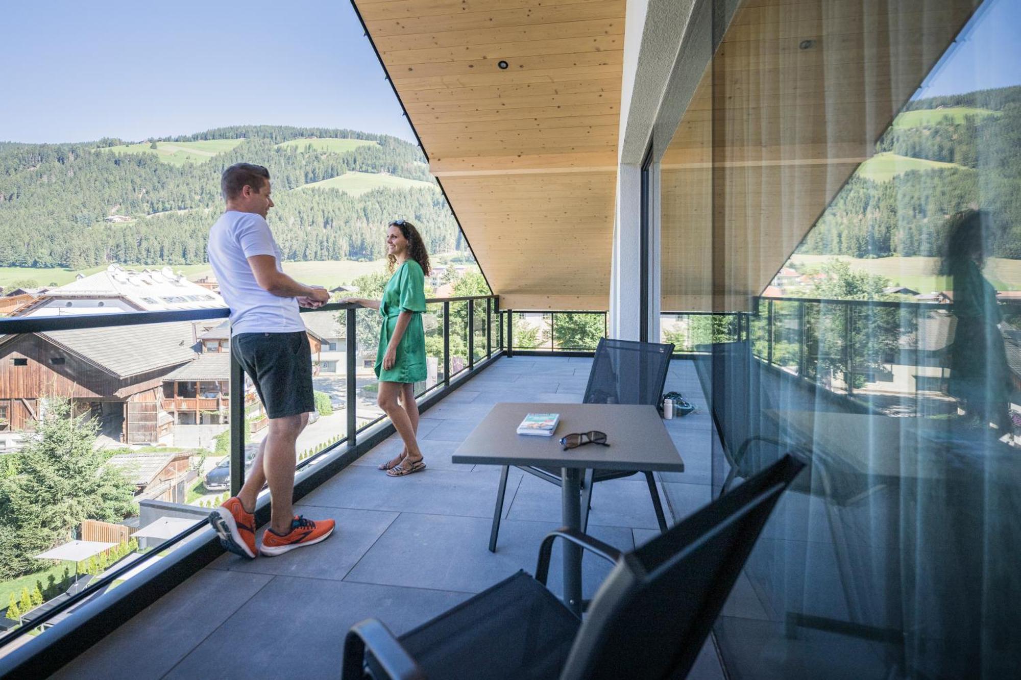 Montanaris Alpine - Active - Relax Hotel Villabassa Exterior photo