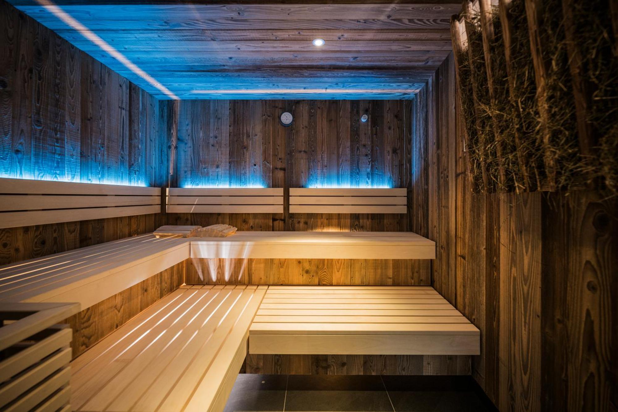 Montanaris Alpine - Active - Relax Hotel Villabassa Exterior photo
